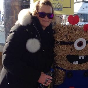 Meet your Posher, Angela